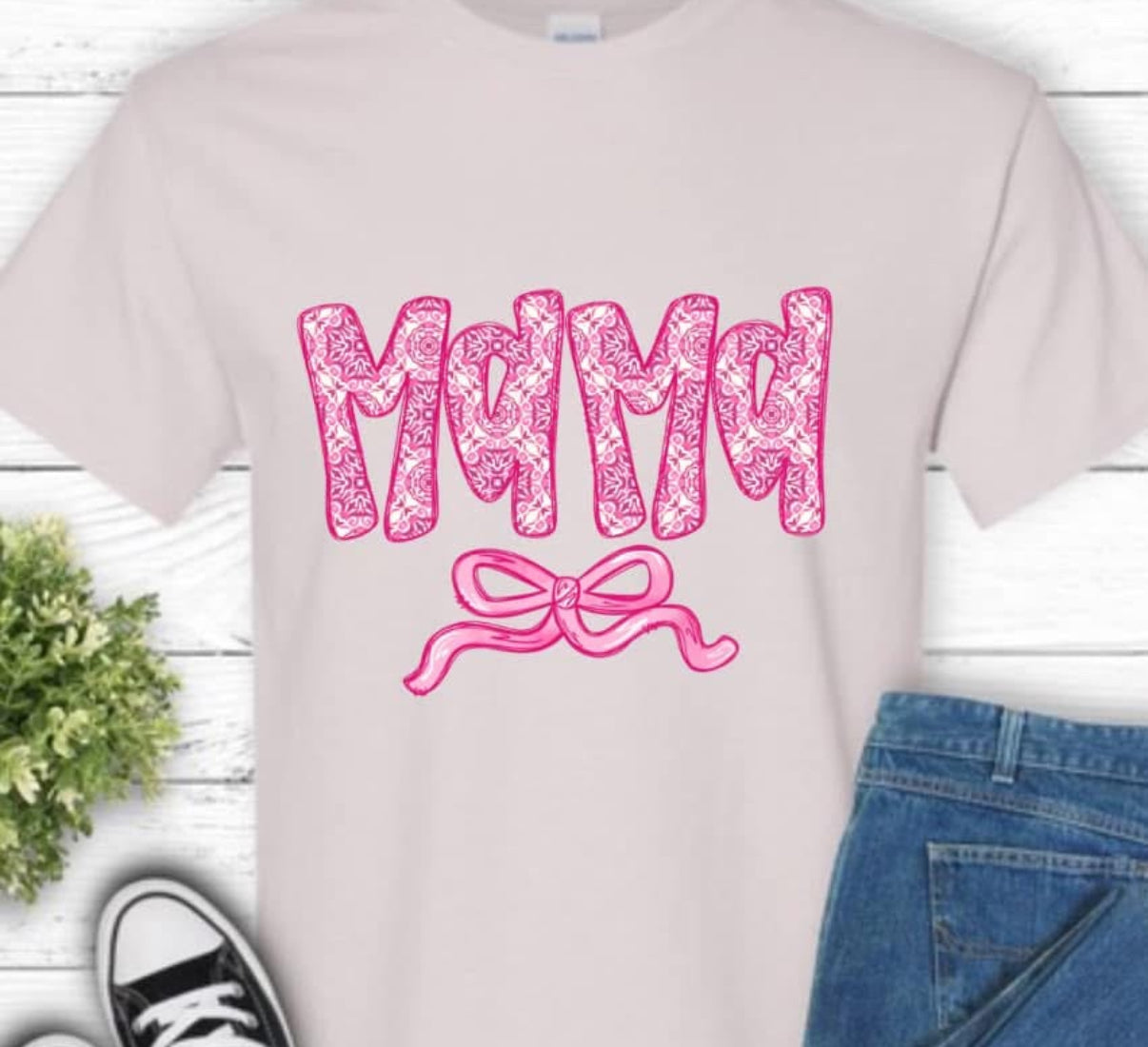 Gildan Mama Tee